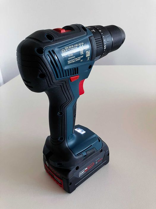 бормашина BOSCH PROFESSIONAL GSB 18V-50 - батерия, зарядно, гаранция