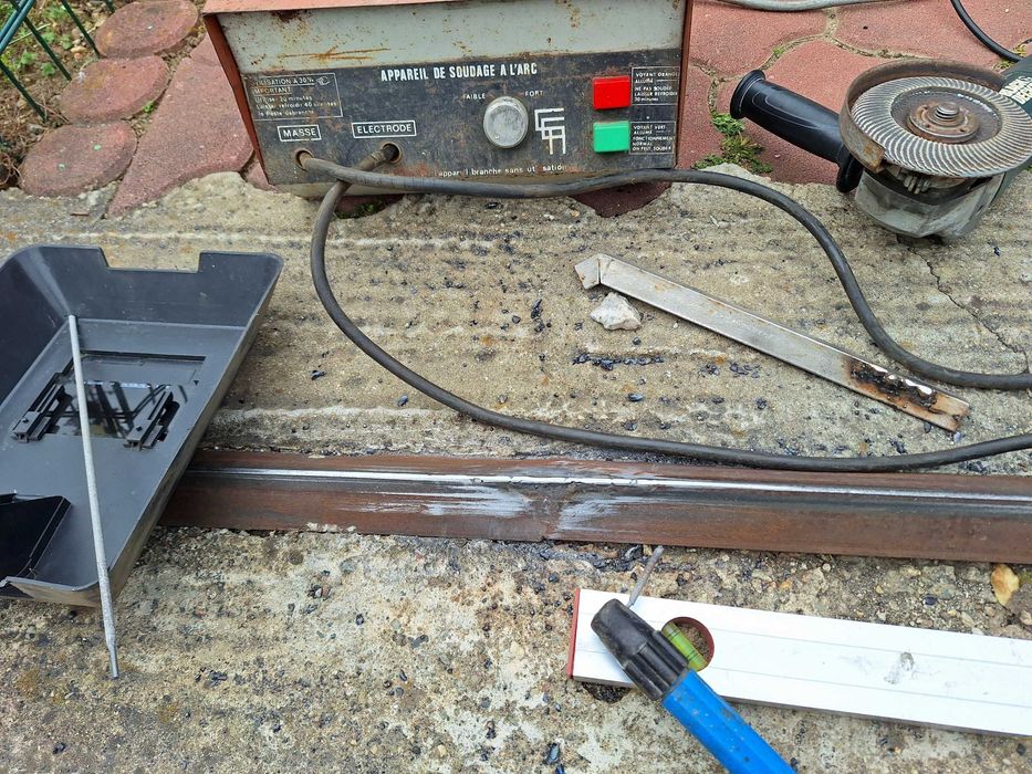 Aparat de sudura cu arc functional pe transformator cupru 20 Kg