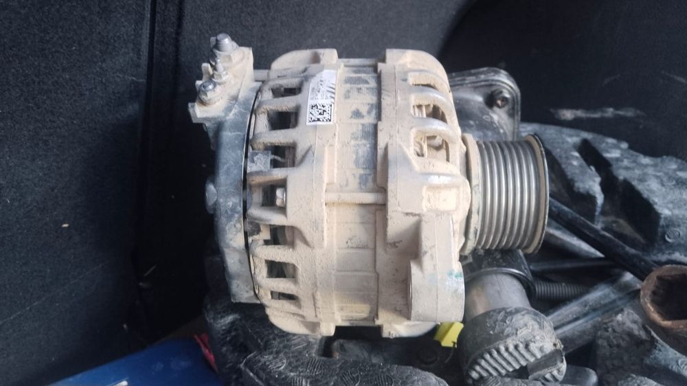 Генератор Киа к5 бу