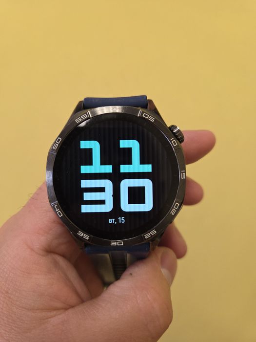 Huawei Watch GT 5 (46mm) – пълен комплект + подарък втора каишка