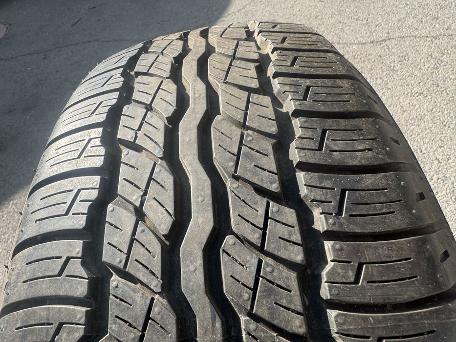 Шина Bridgestone 235/55/R18