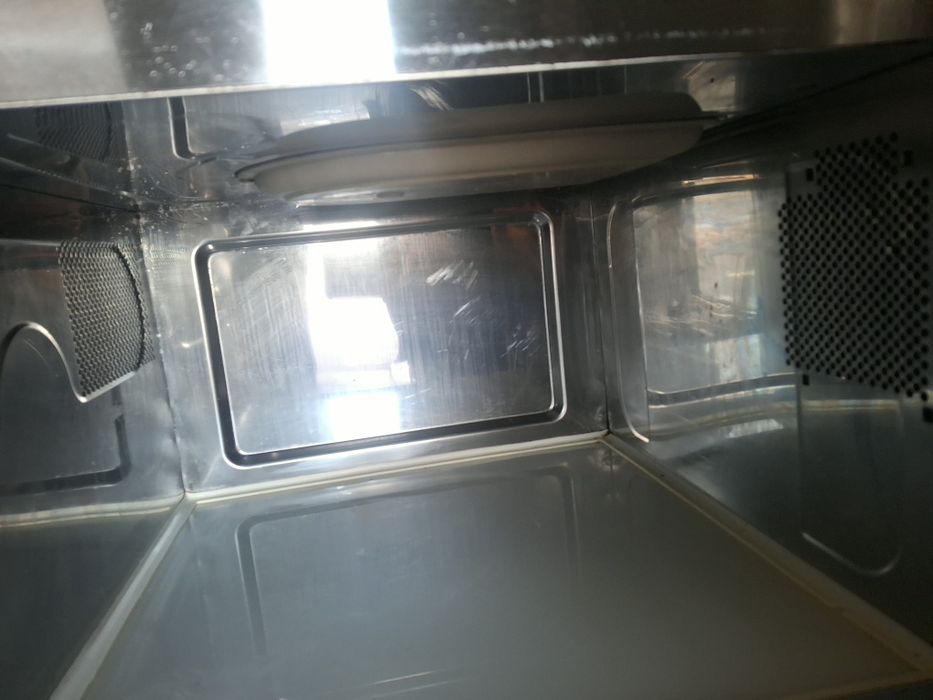 Микровълнова фурна професионална