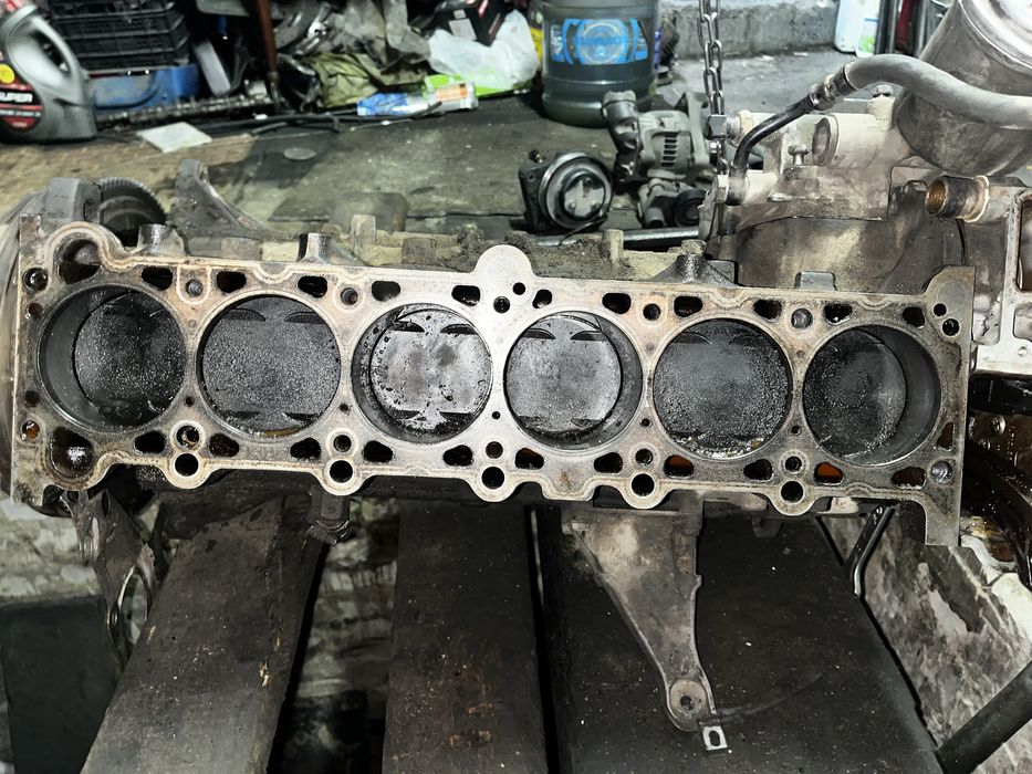 Продам ДВС BMW M50B25 Vanos