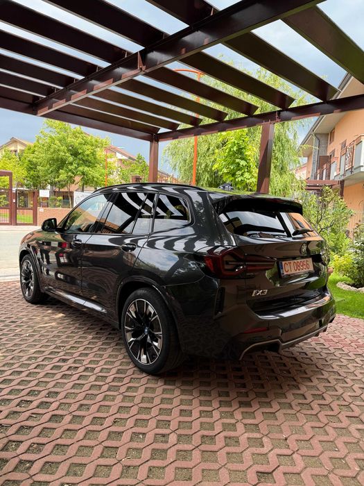 BMW iX3 2023 — imagine 3