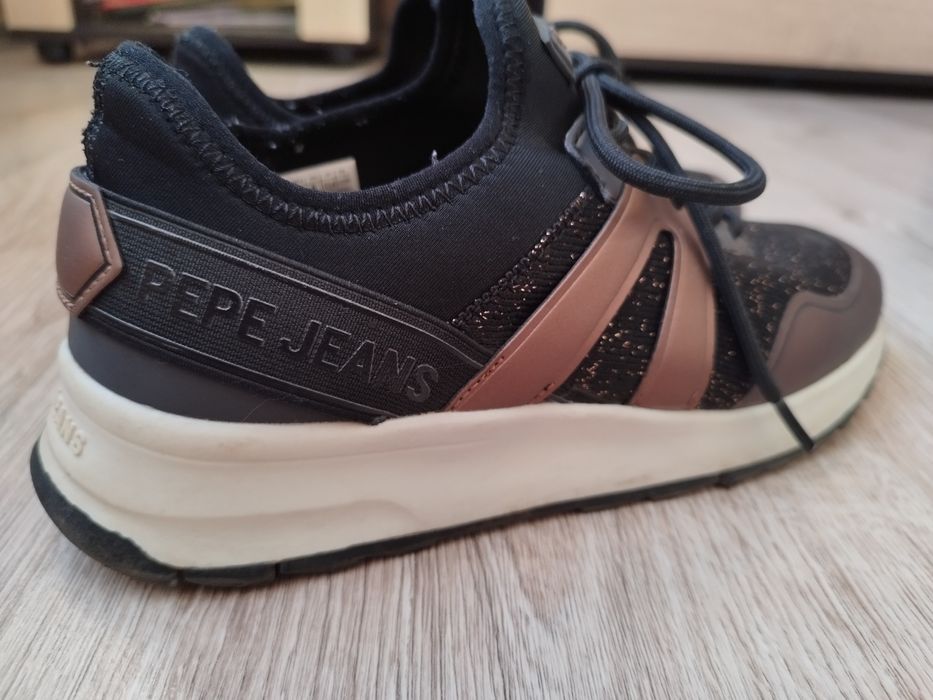 Дамски маратонки Pepe Jeans 36,5