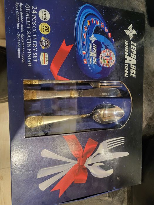 Комплект за хранене 24бр.