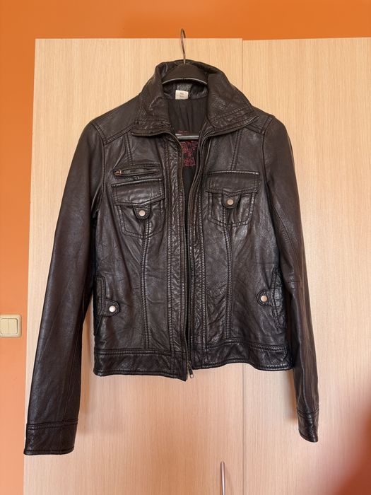 Дамско кожено яке