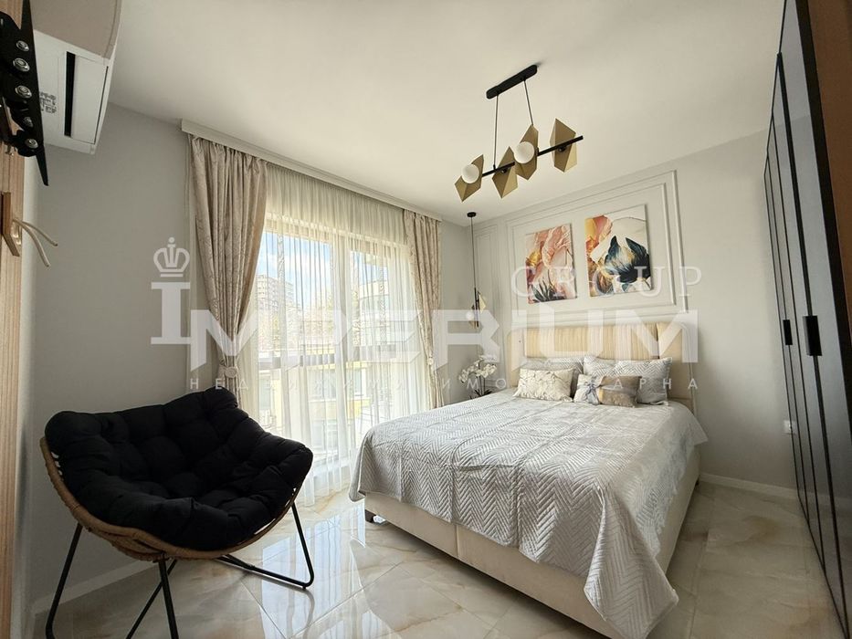 Дава се под наем Тристаен апартамент в Варна, Бриз - 110 кв.м за 1400 € - Снимка #9