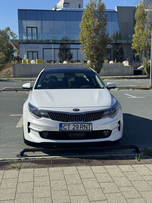 Vand Kia Optima 1.7 136 cai automata