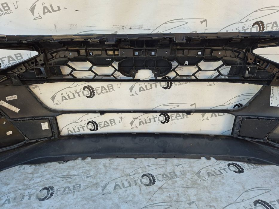 Bara fata Audi A5 B10 S-Line an 2024-2025-2026-2027