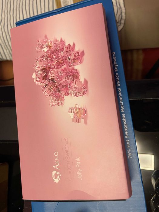 Геймърска клавиатура Epomaker TH80 с Akko суйчове