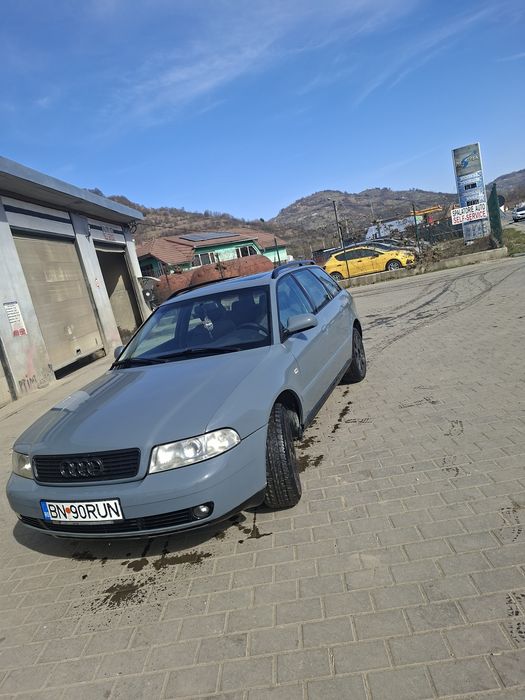 AUDI A4 2001 — imagine 4