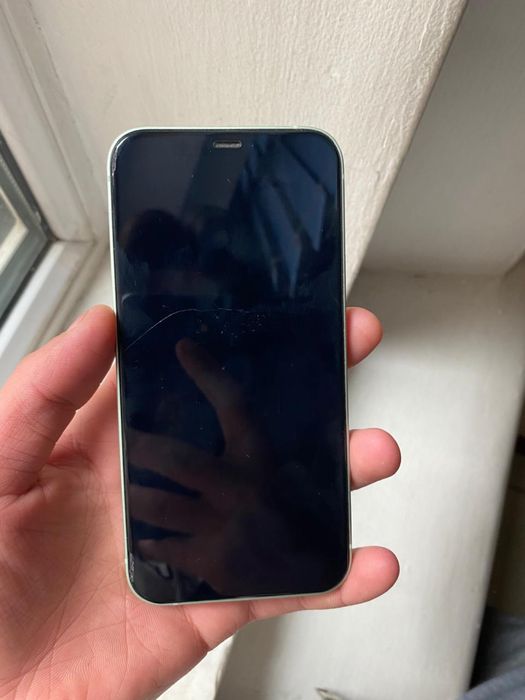 Айфон 12 зеленом цвете