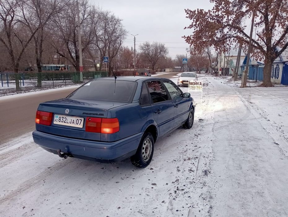 Автомобиль пассат седан