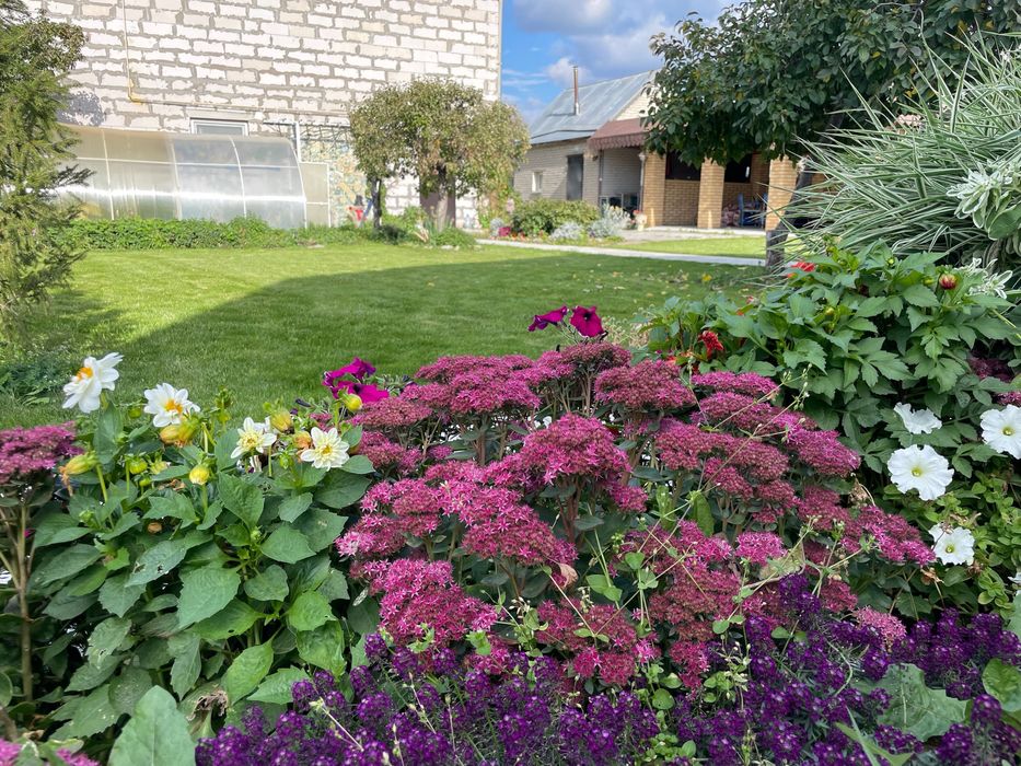 Сдам котедж  посуточно