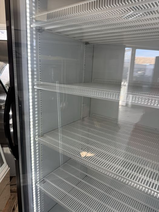 Хладилна витрина UBC GRIUP - РУСИЯ 82/76/218см