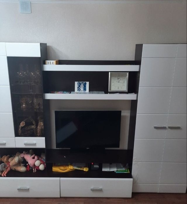 Продаётся гостиной