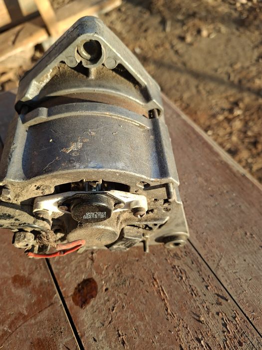 Ауди 100 2.3 объем оригинал