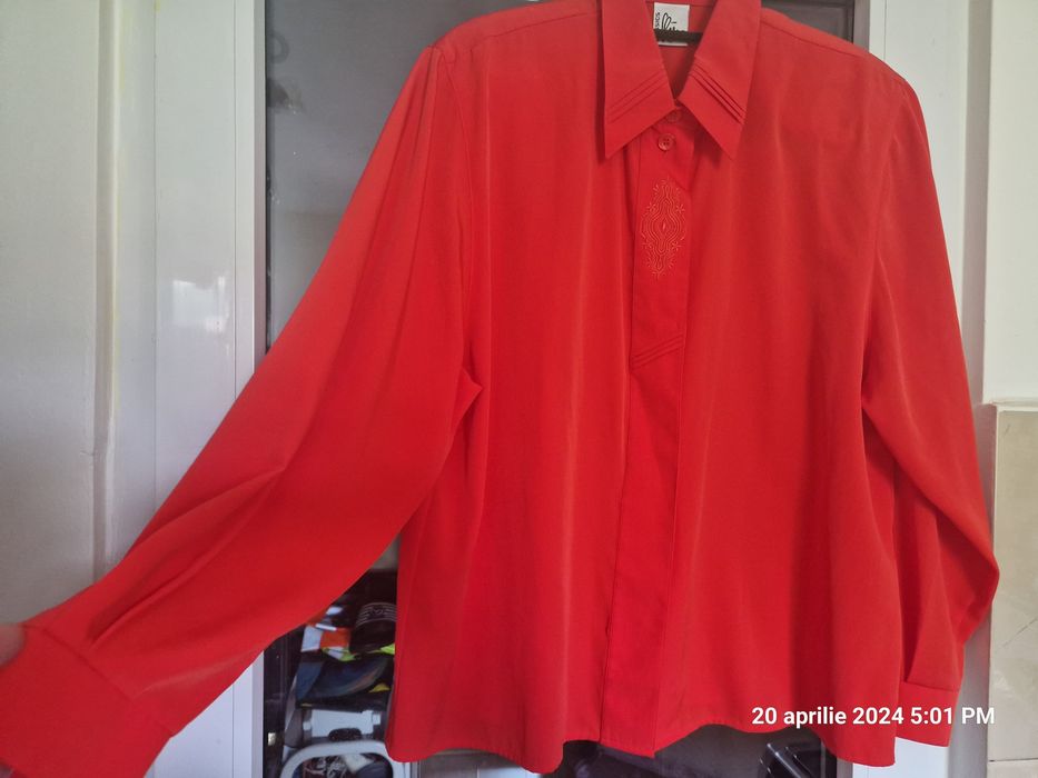 Bluze rosii marimea L