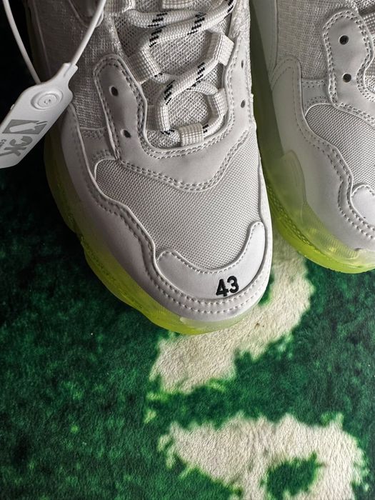 Balenciata triple s