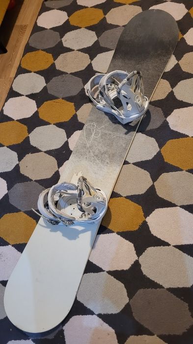 Placa snowboard BURTON 157 cu legături BURTON