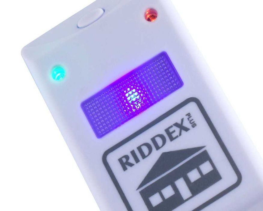 Aparat ultrasonic impotriva soarecilor sobolanilor si insectelor