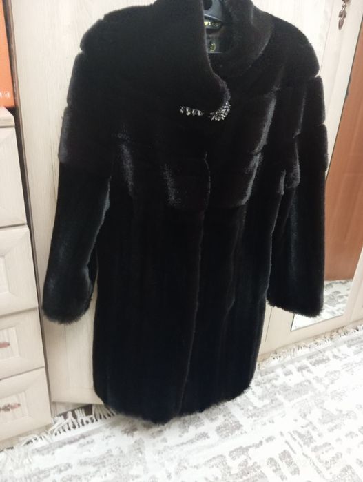 Продам шубу под норку