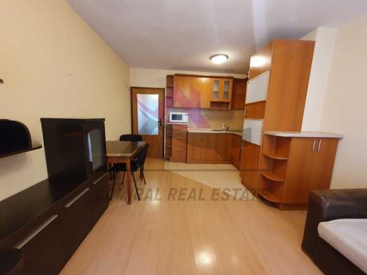 Дава се под наем Двустаен апартамент в Варна, Левски - 65 кв.м за 428.91 € - Снимка #1