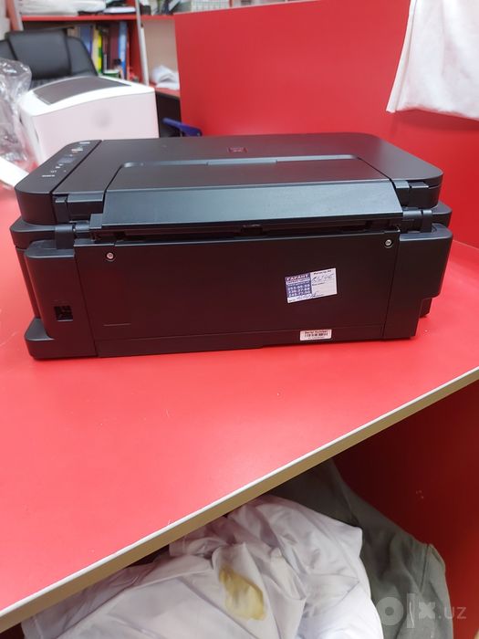 Цветной принтер Canon