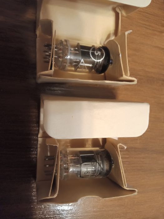 Продам лампы для