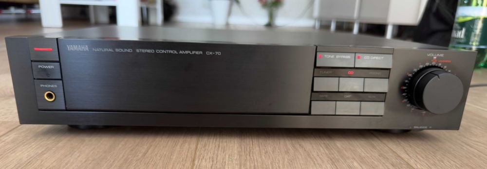 Preamplificator Yamaha CX-70 (Natural Sound)