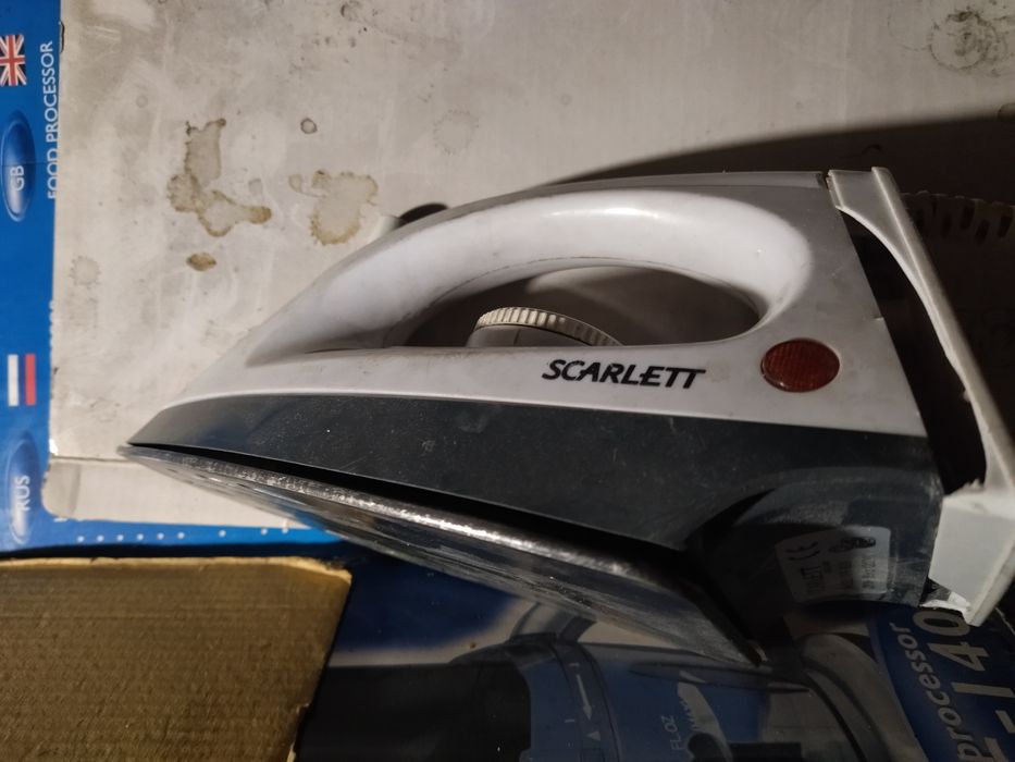Утюг Scarlet модель