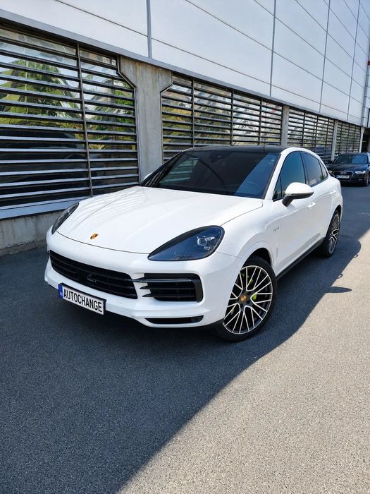 Porsche Cayenne Coupe Porche Cayenne Coupe  E-hybrid