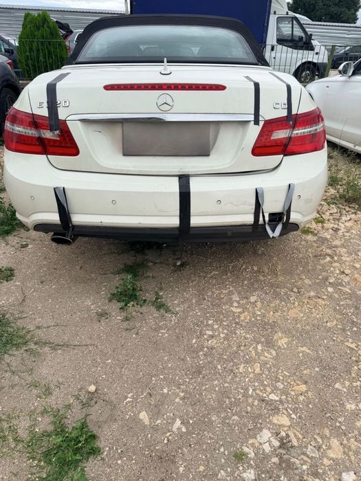 На части Мерцедес E-Class A207 Кабриолет Mercedes E 250 Covertible OM651 ръчка w207 cabriolet н740