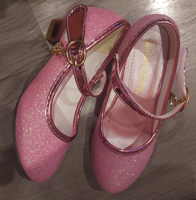 Нови обувки размер 29