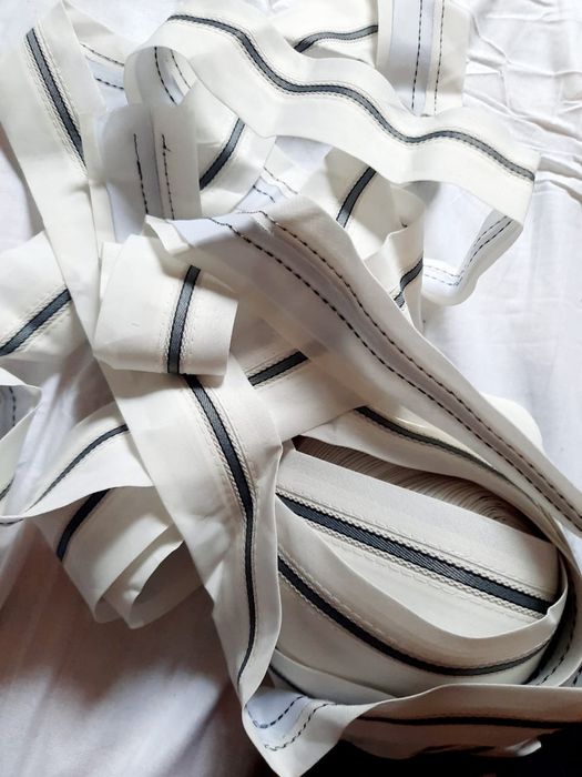 Материалы разные Атлас, Шёлк, Флиз, Бархат.