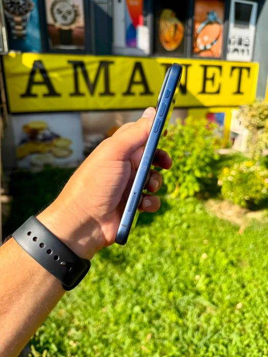 iPhone 17 Pro Max / 256GB / Deep Blue - NOU