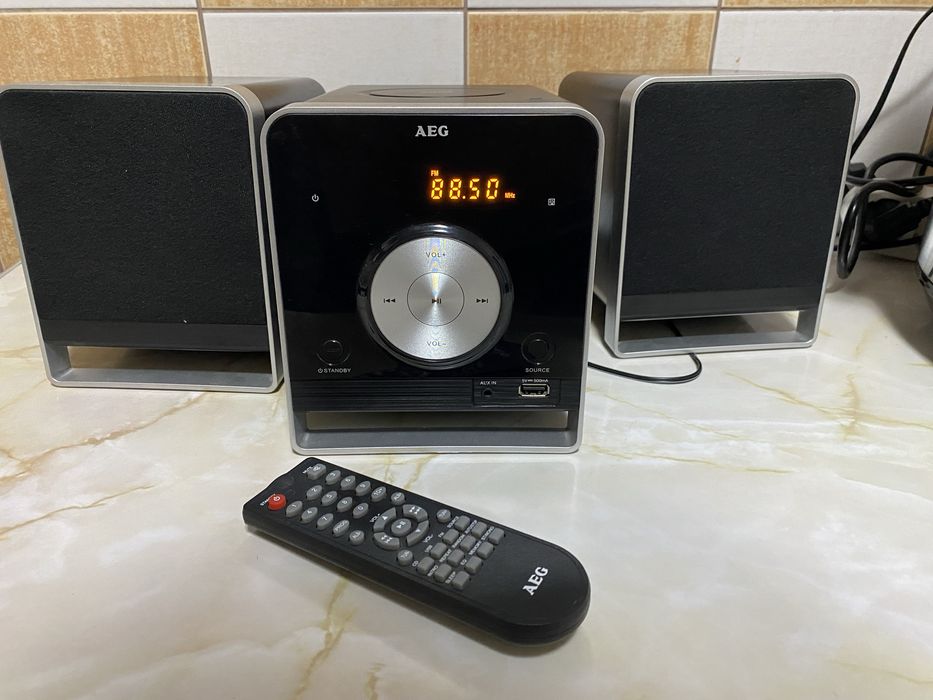 Microsistem AEG Bluetooth/AUX/CD/Radio