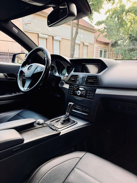 Mercedec Clasa E 200 Coupe