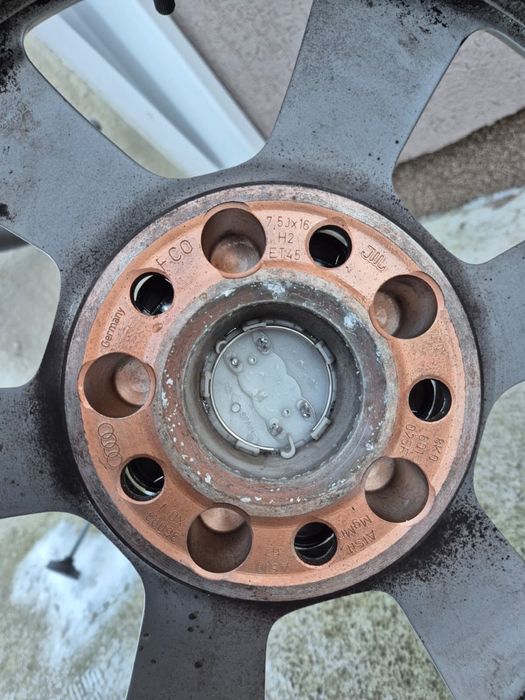 Vand roti iarna 205 60 r16