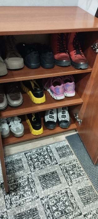 Прихожка для узких коридоров
