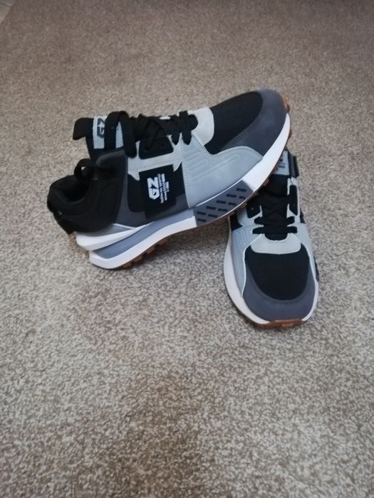 Мъжки спортни обувки