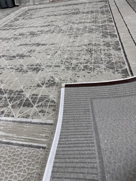 Кілем (ковер) 2,5 / 3,5 м