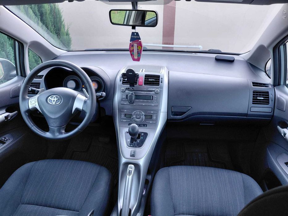 TOYOTA Auris 2010 — imagine 3