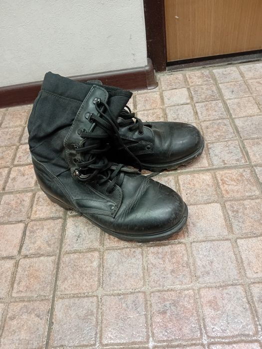 Продам берцы 39 размер летние