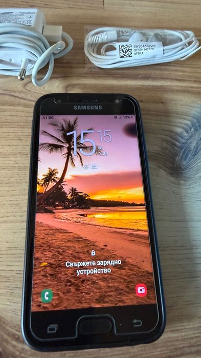 Продавам Samsung Galaxy J3 (2017), пълен комплект, запазен