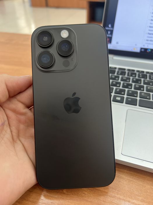 Айфон 16 про 93% Е сим срочно