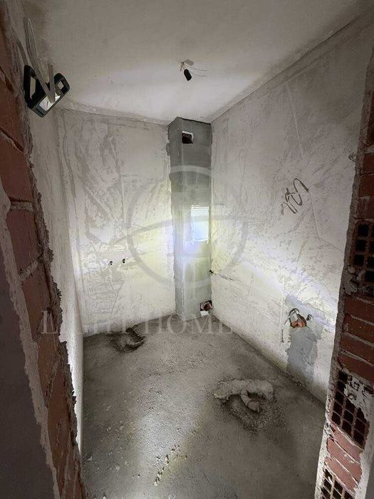 Реф. 4006 Тристаен Акт 16 с Гараж / Остромила