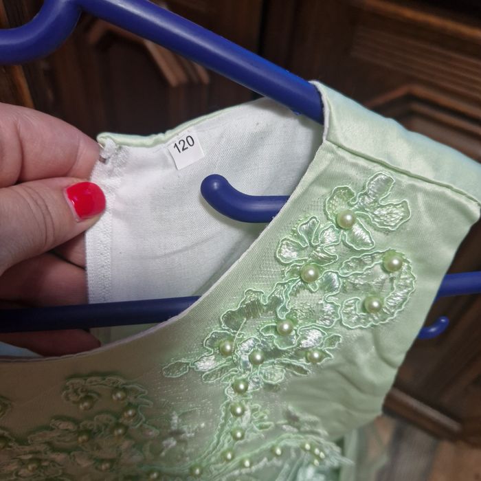 Детска рокля за 6 годишно момиче