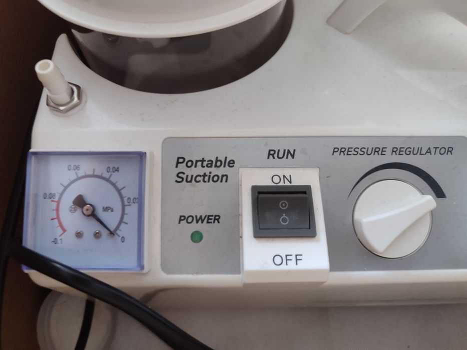 хирургический отсасыватель